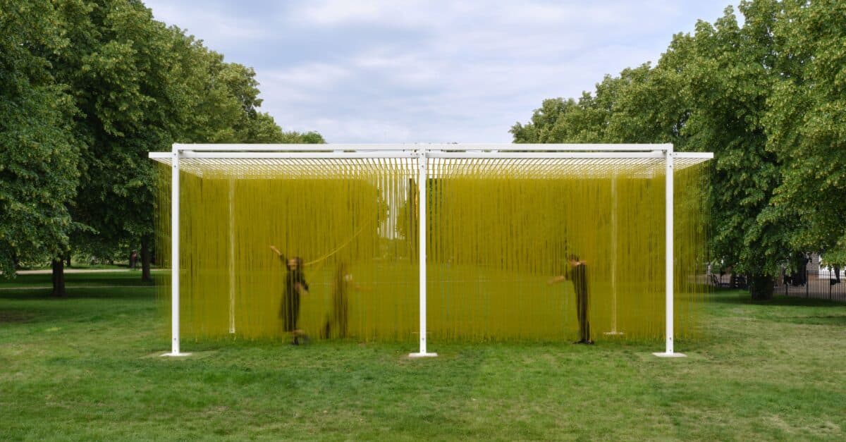 Soto's Pénétrable in Kensington Gardens: A Free Walk-Through Artwork